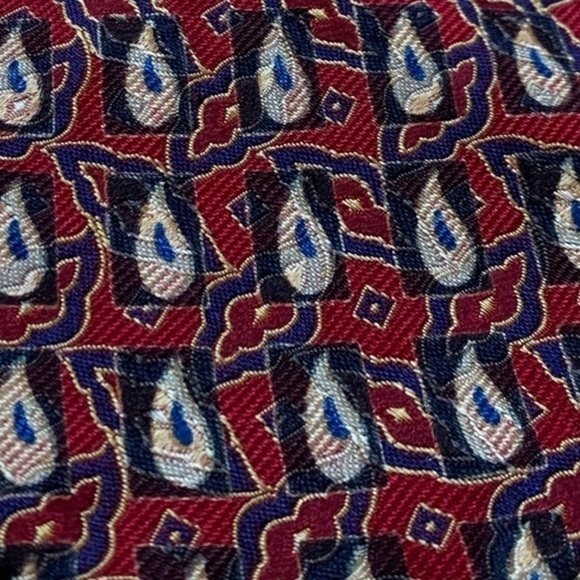 Robert Talbott “Seven Fold” Hand Made Silk Tie - Picture 8 of 8